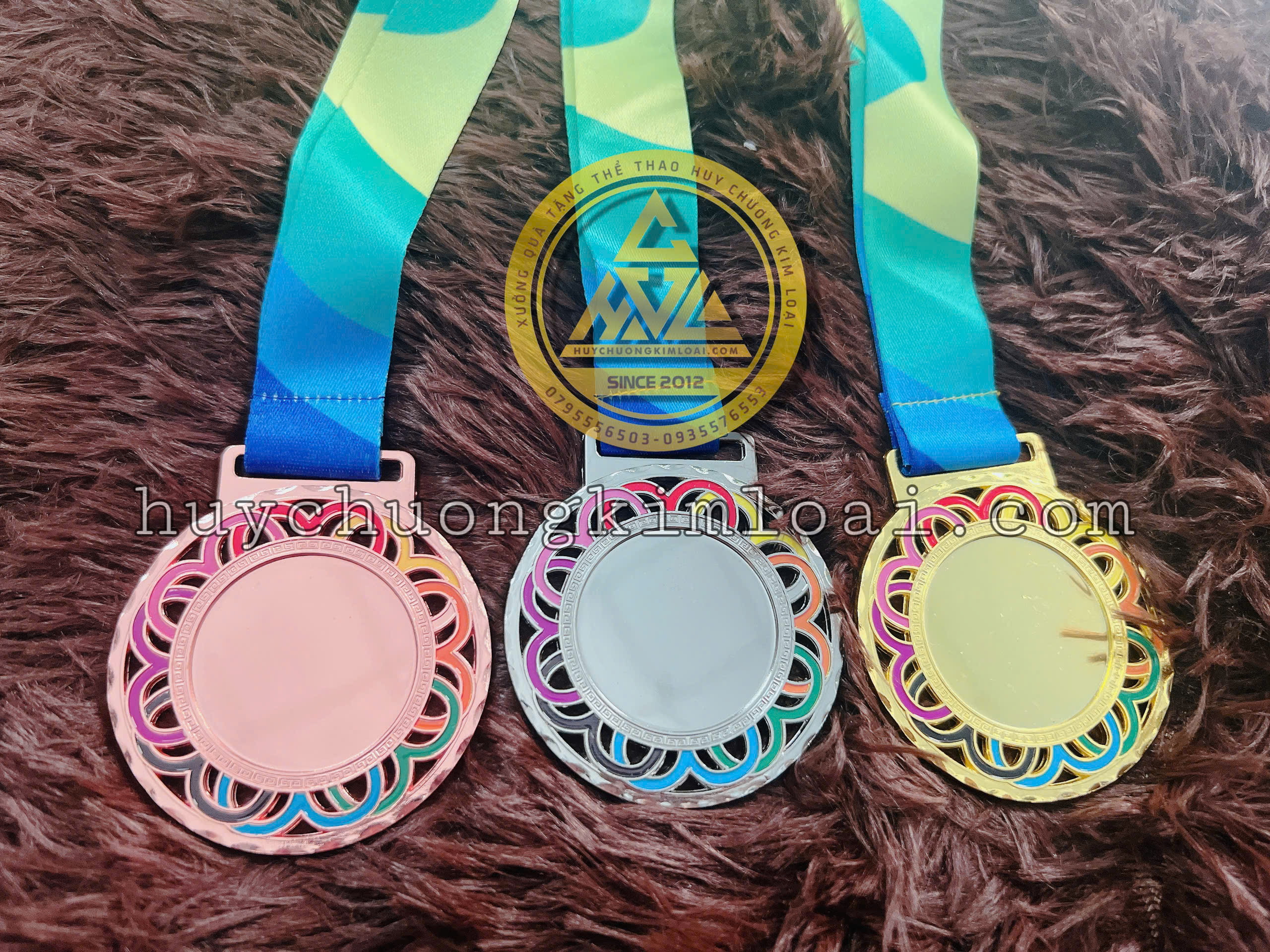 Huy Chương Kim Loại 01